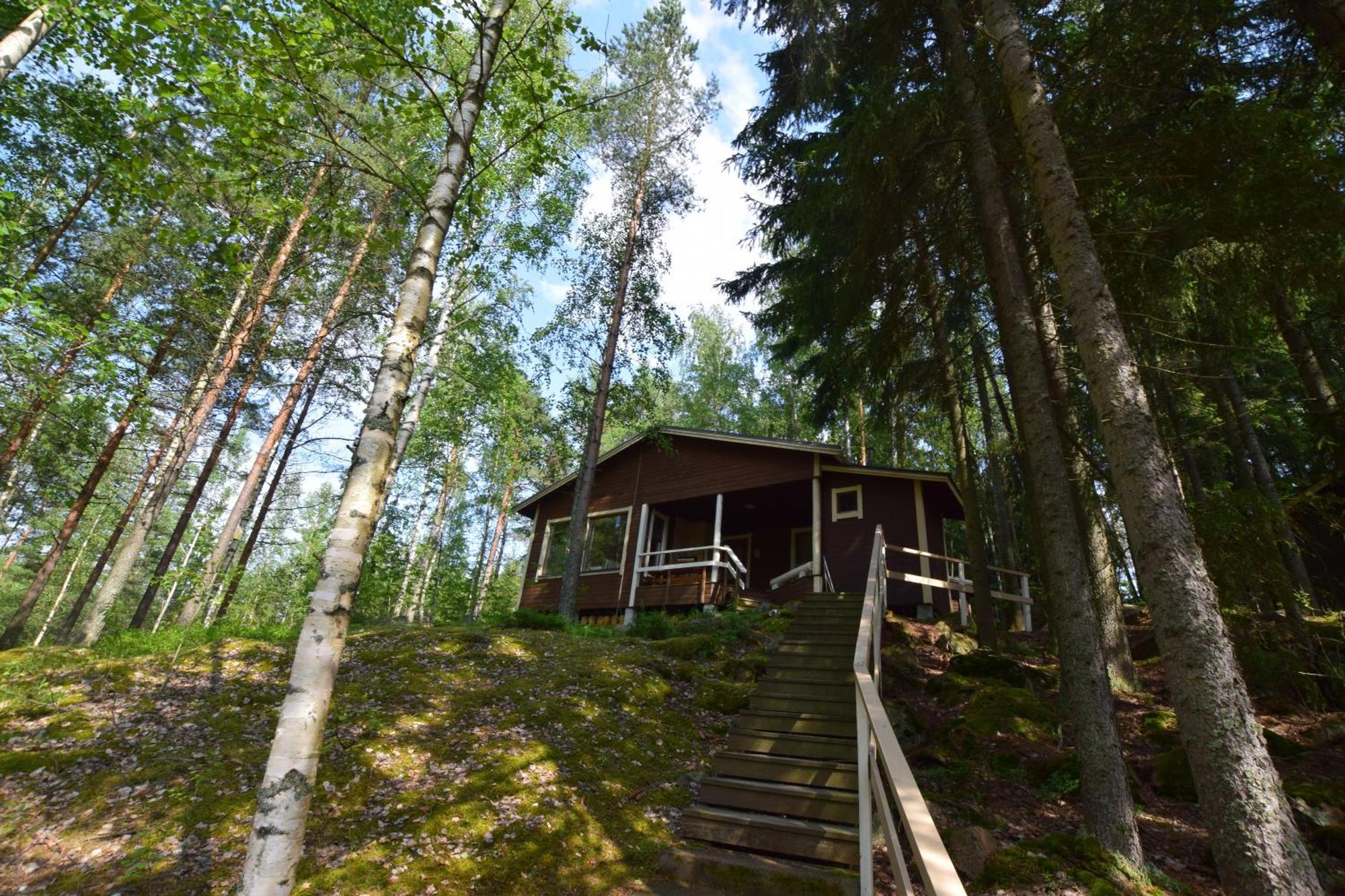 Вилла Pyhtaeaen Vuokramoekit Tuuski Экстерьер фото